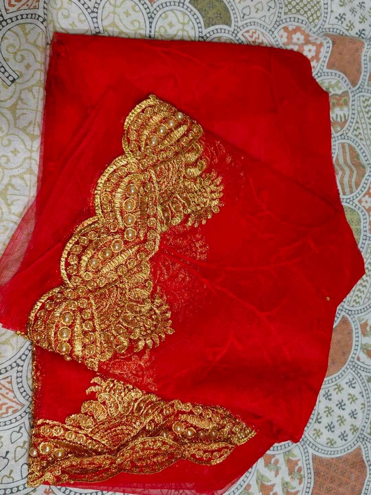 Red Net  Saree With Golden Peral Work