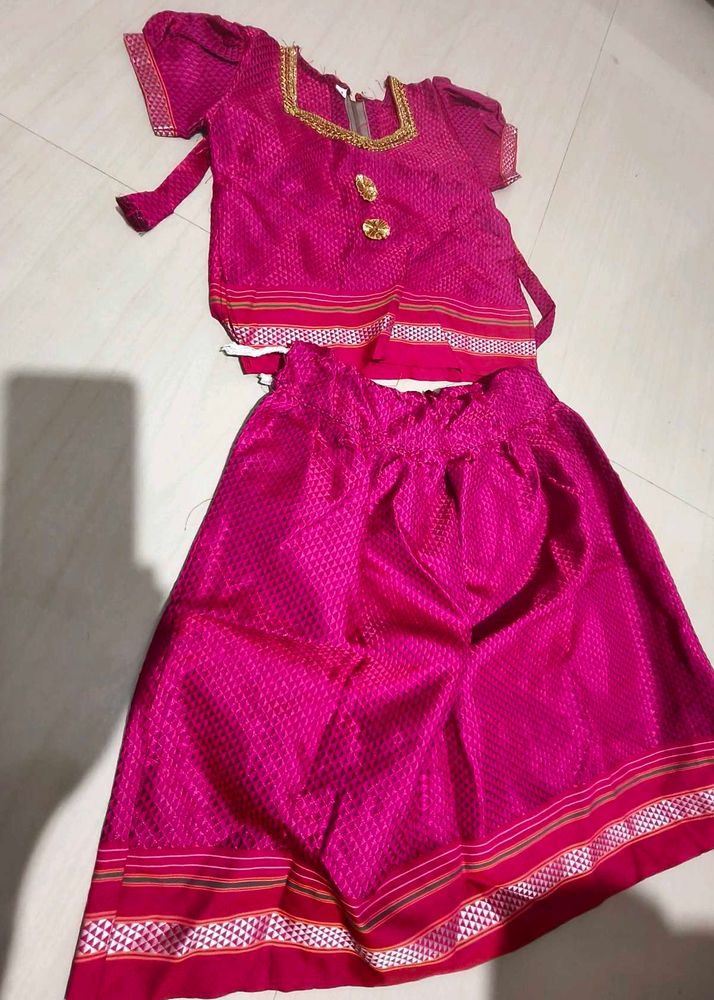 Ethnic Lehenga Choli (2Sets)