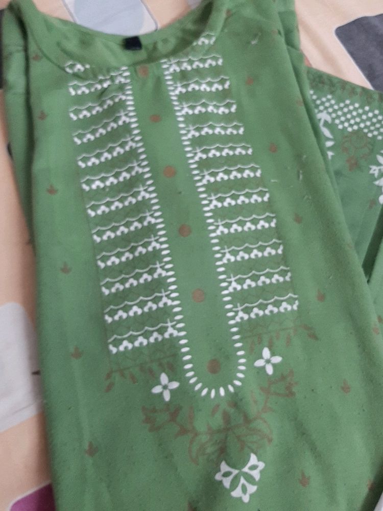 Combo Of 2 Woolen Kurtis And Pan