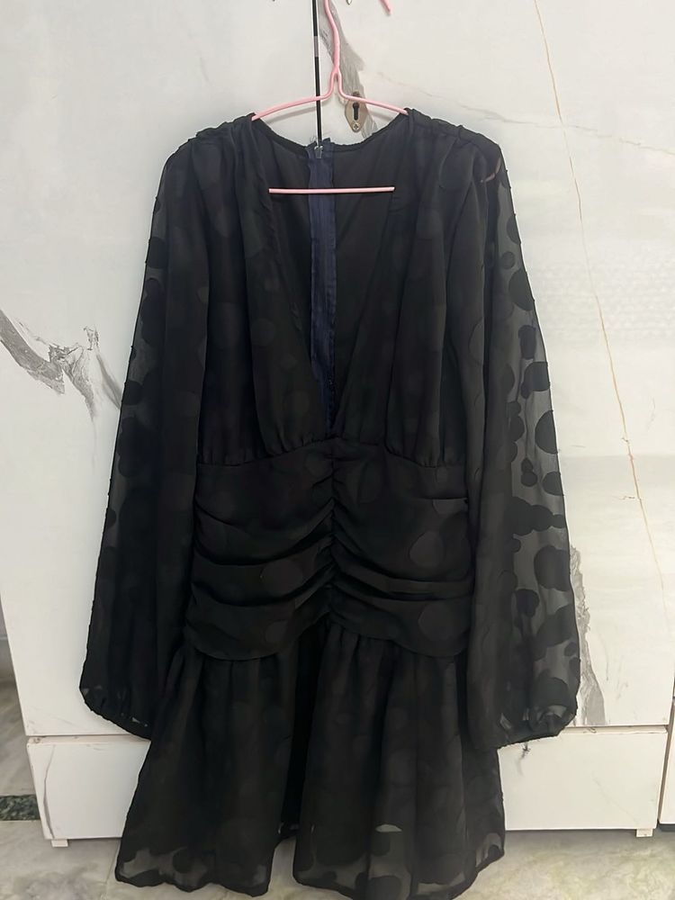 Elegant Black Mini Dress