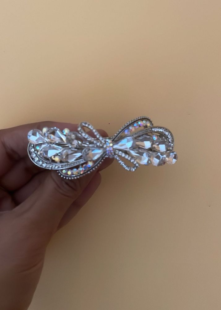 Sparkling Bow Hair Clip