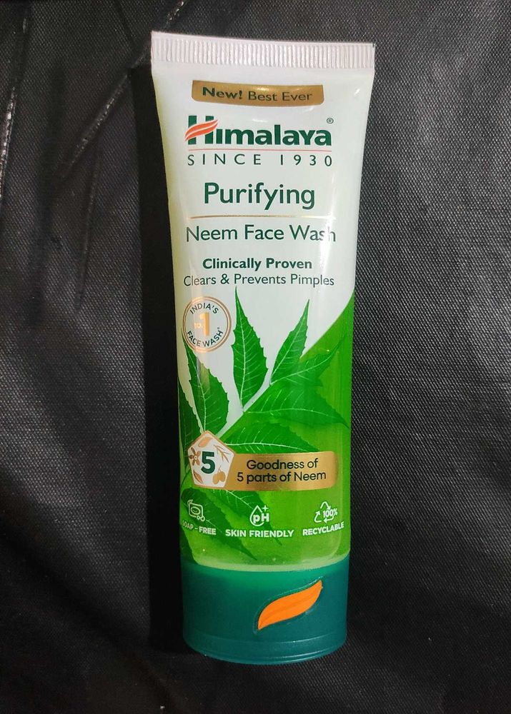 Himalaya Purifying Neem Face Wash