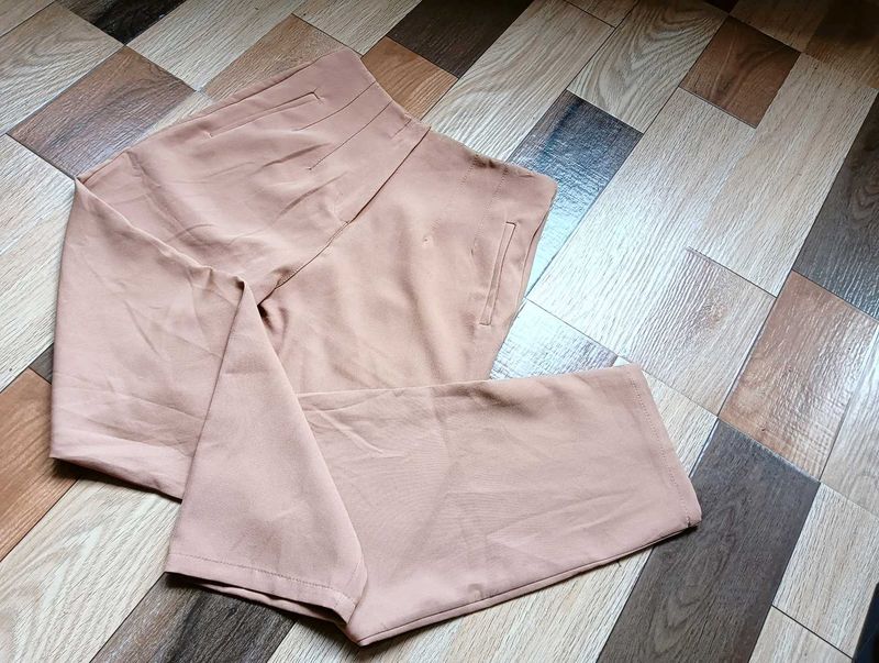 Elegant Beige formal Pants