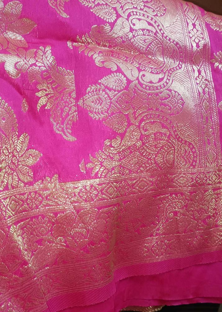 Elegant Pink Banarasi Saree