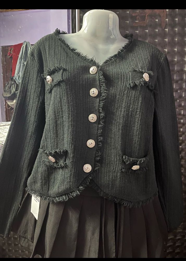 Chic Black Tweed Jacket