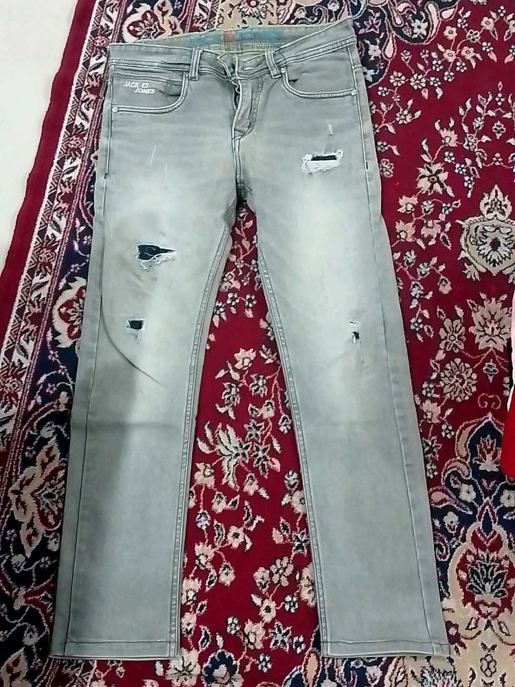 Jack &amp; Jones Distressed Jeans