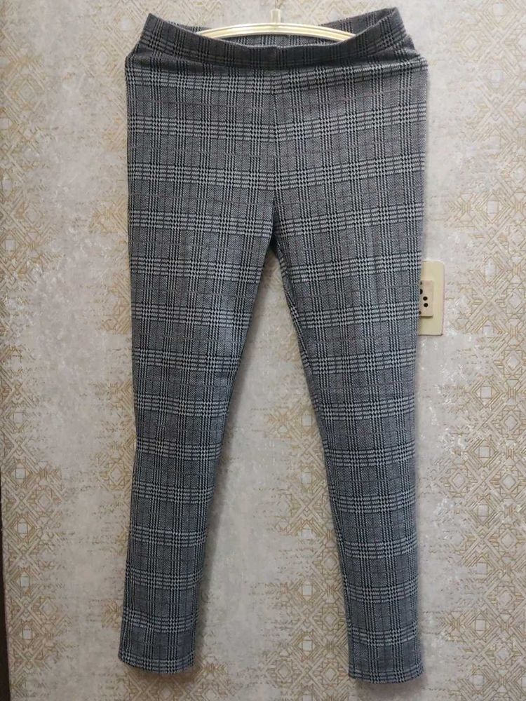 Gray Plaid Jeggings For Winters