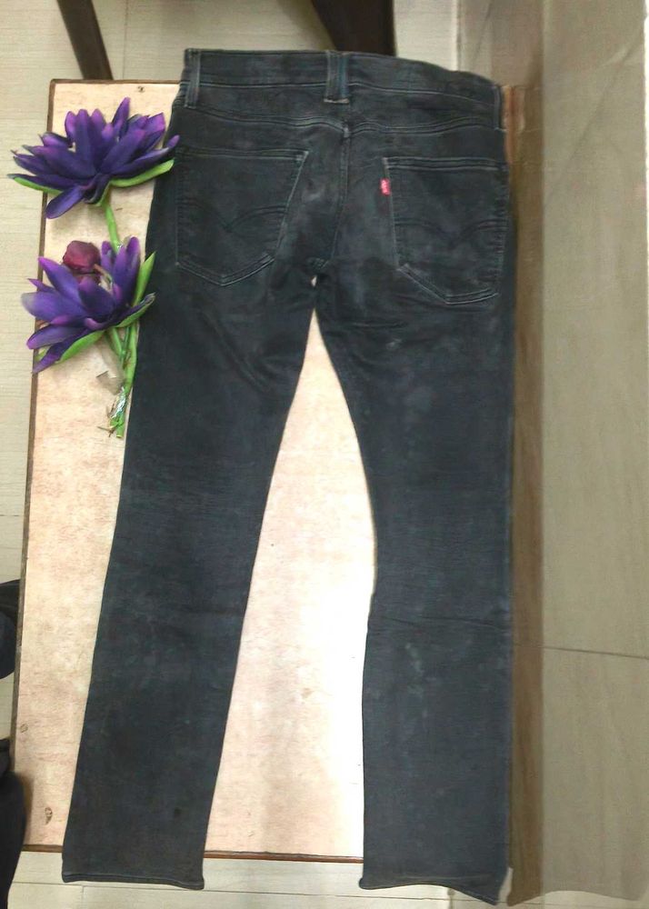 Levi&#39;s Black Jeans