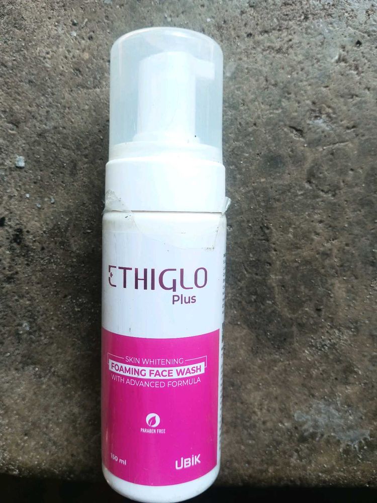 Ethiglo Plus Foaming Face Wash