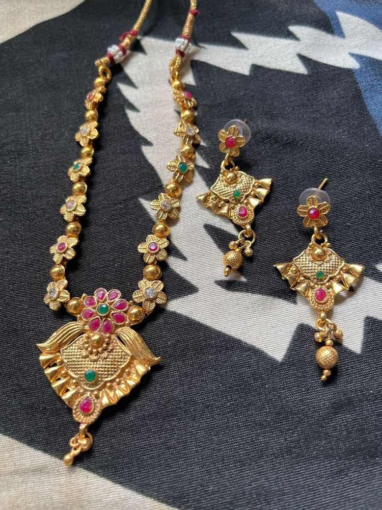 Ethnic Gold-Tone Necklace Set