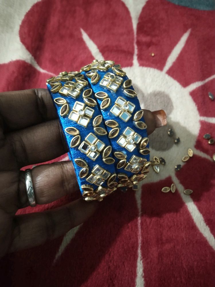 2 Kundan Bangle