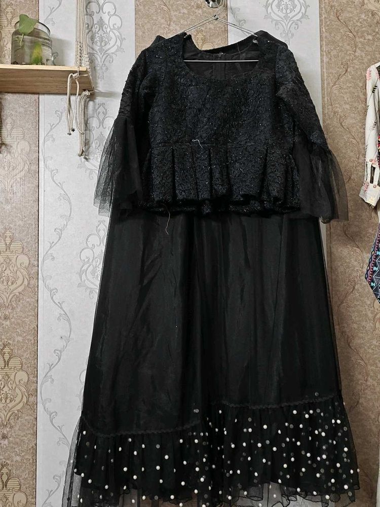 Elegant Black skirt &amp;top