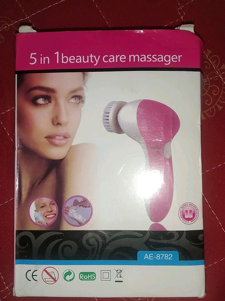 5 In 1 Beauty Care Massager💗 With Two Batteries🔋 Free