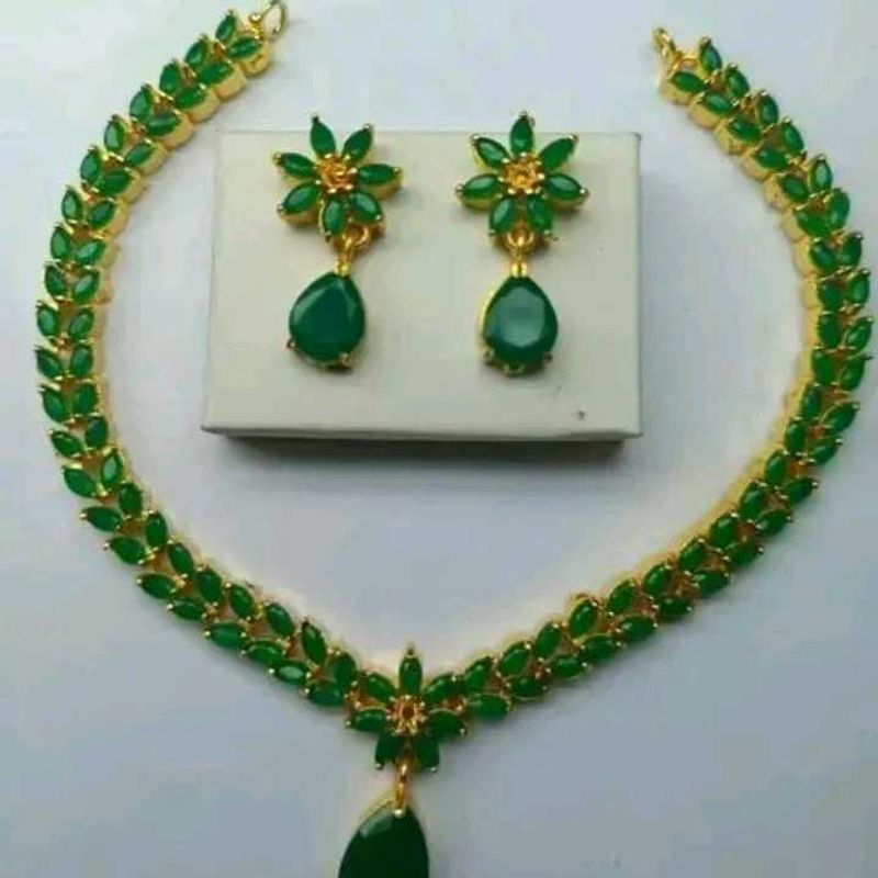 Green Stone Jewelry Set