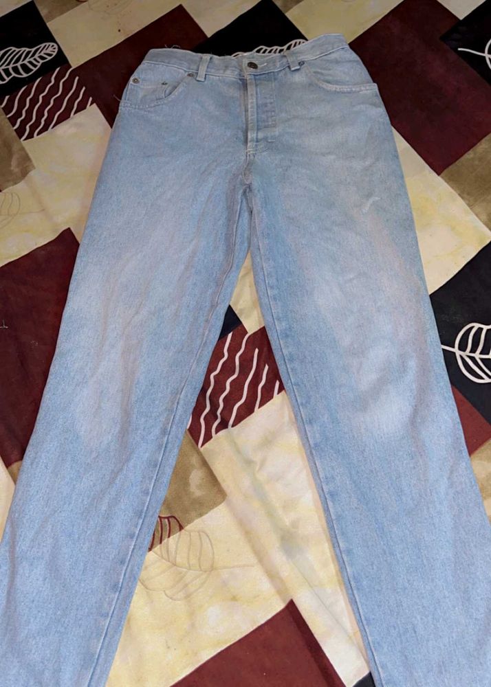 Light Blue Wash Haigh Waist Jeans