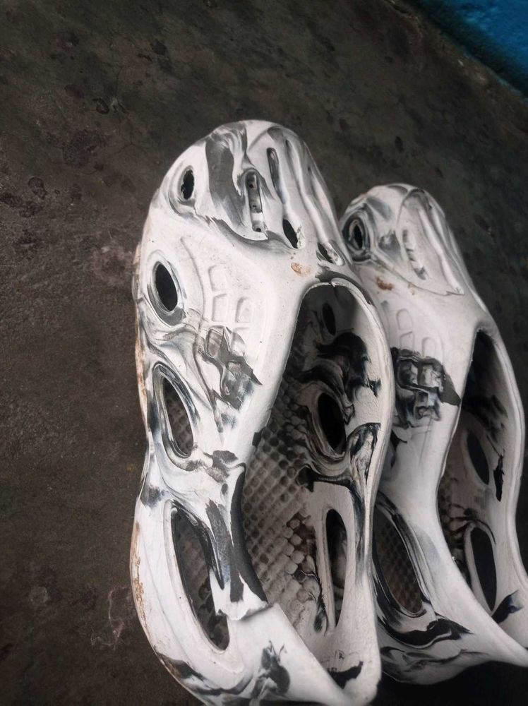 Marble Design Comfort Clogs