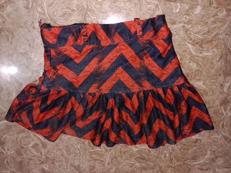 Red &amp; Black Chevron Mini Skirt