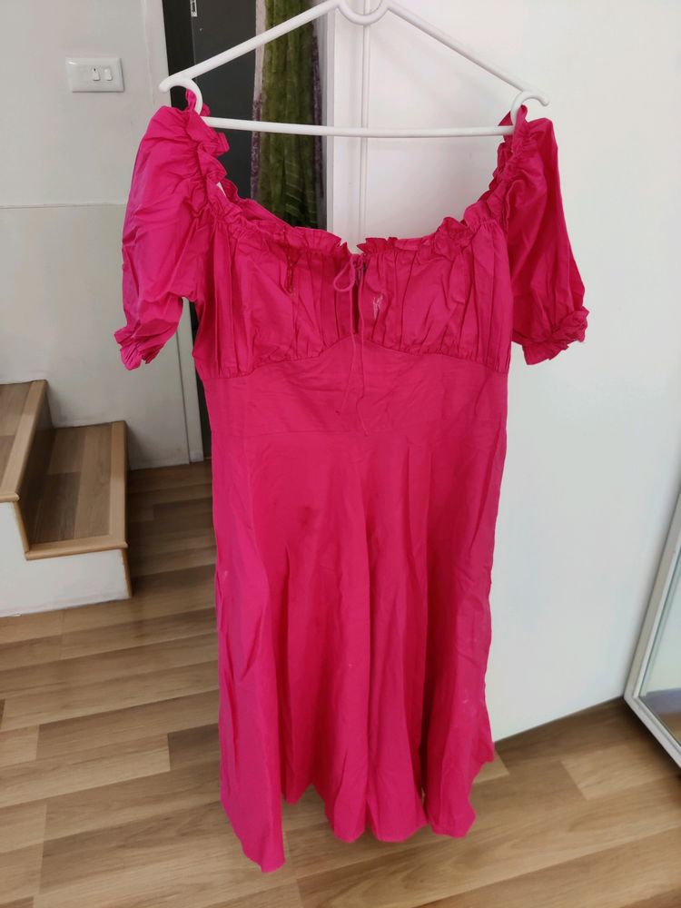 Fuchsia Pink Puffed Sleeve Dress