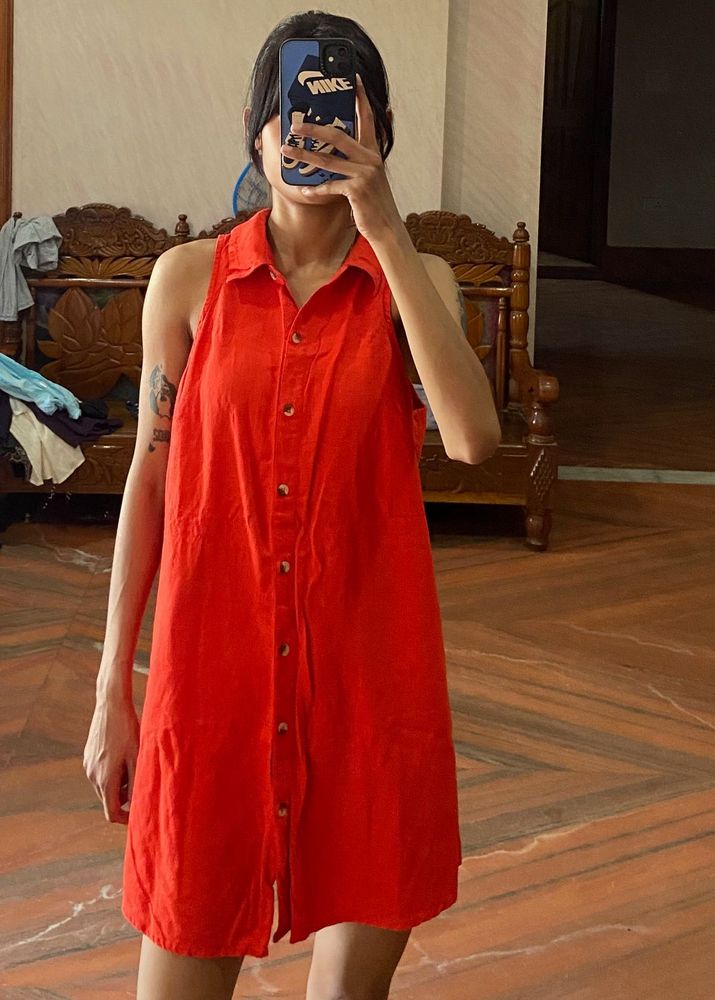 Red Sleeveless Button-Down Dress