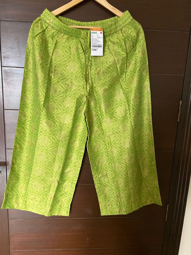 Parrot Green Colour Rangmanch Palazzo (L/Xl)