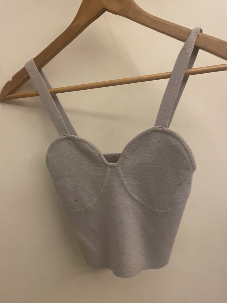 Classy H&amp;M Croptop🪐