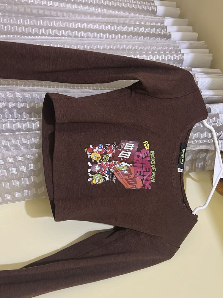 M&amp;M&#39;s Brown Long Sleeve Crop Top
