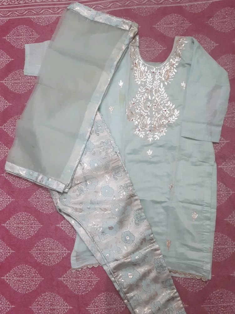 Beautiful Gota Patti Work Kurta Set With Dupatta