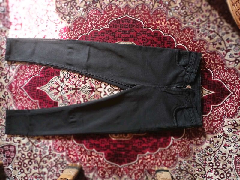 Black Slim Fit Jeans