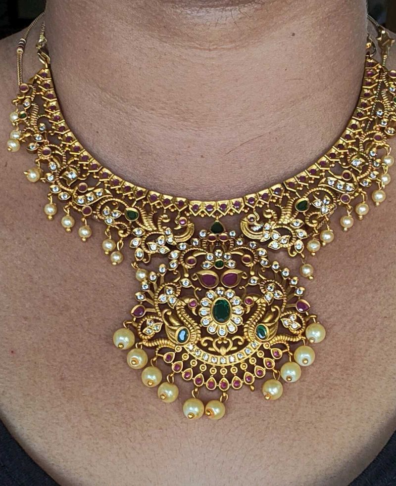 Rama Neck Set