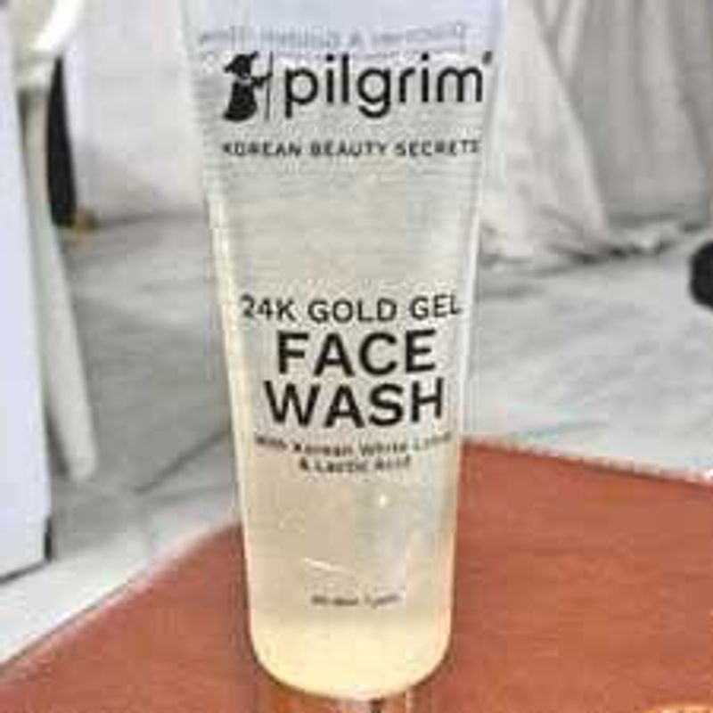 Pilgrim 24k Gold Gel Facewash with Korean White Lo