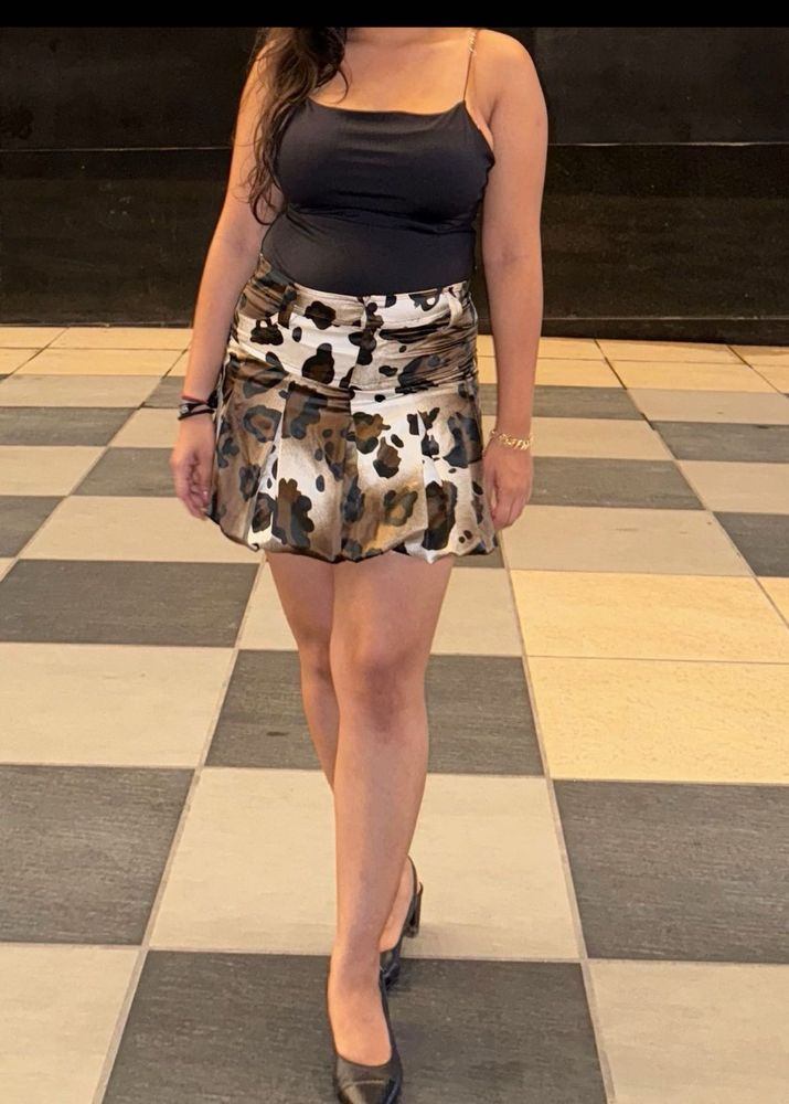 classy Animal Print Mini Skirt Zara/Savana/Mango