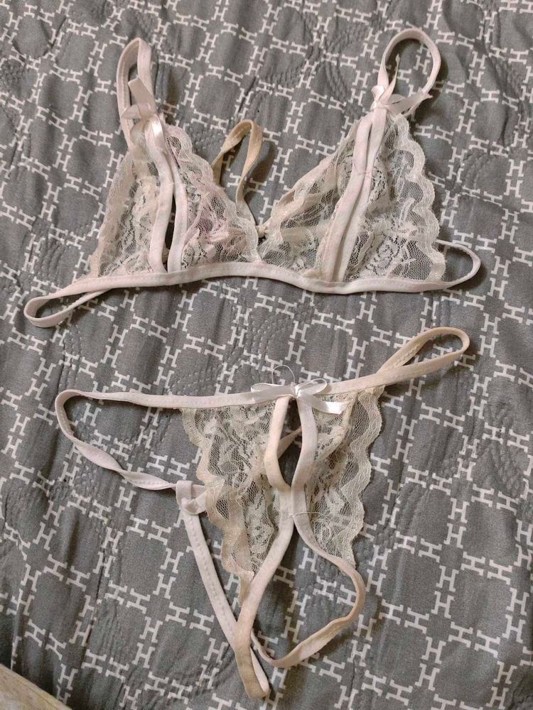 Lace Lingerie Set