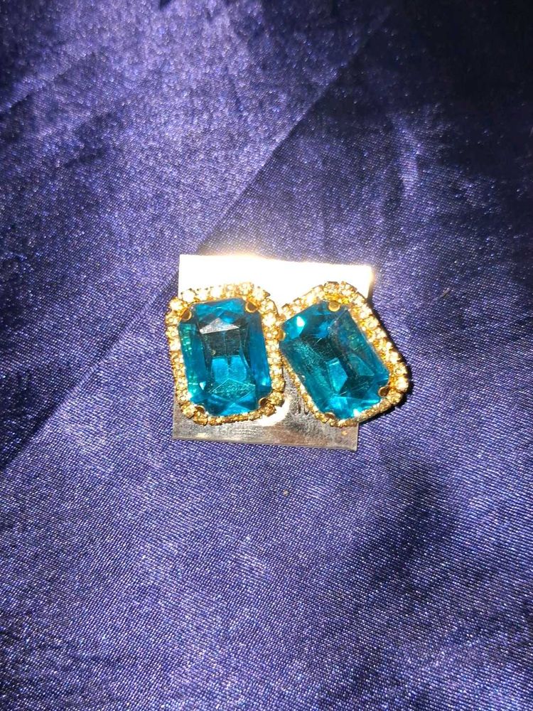 Vintage Blue Gem Earrings