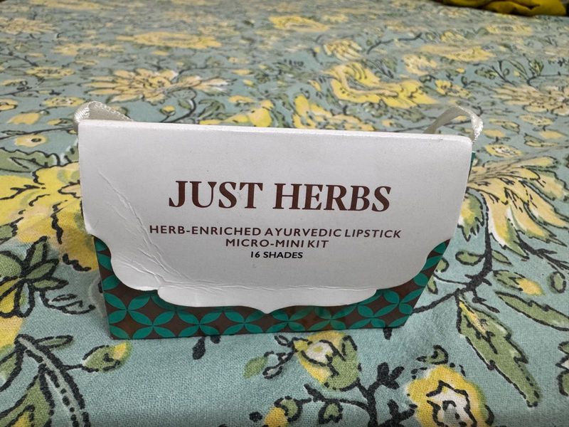 Just herbs Ayurvedic Lipstick Mini Kit Set