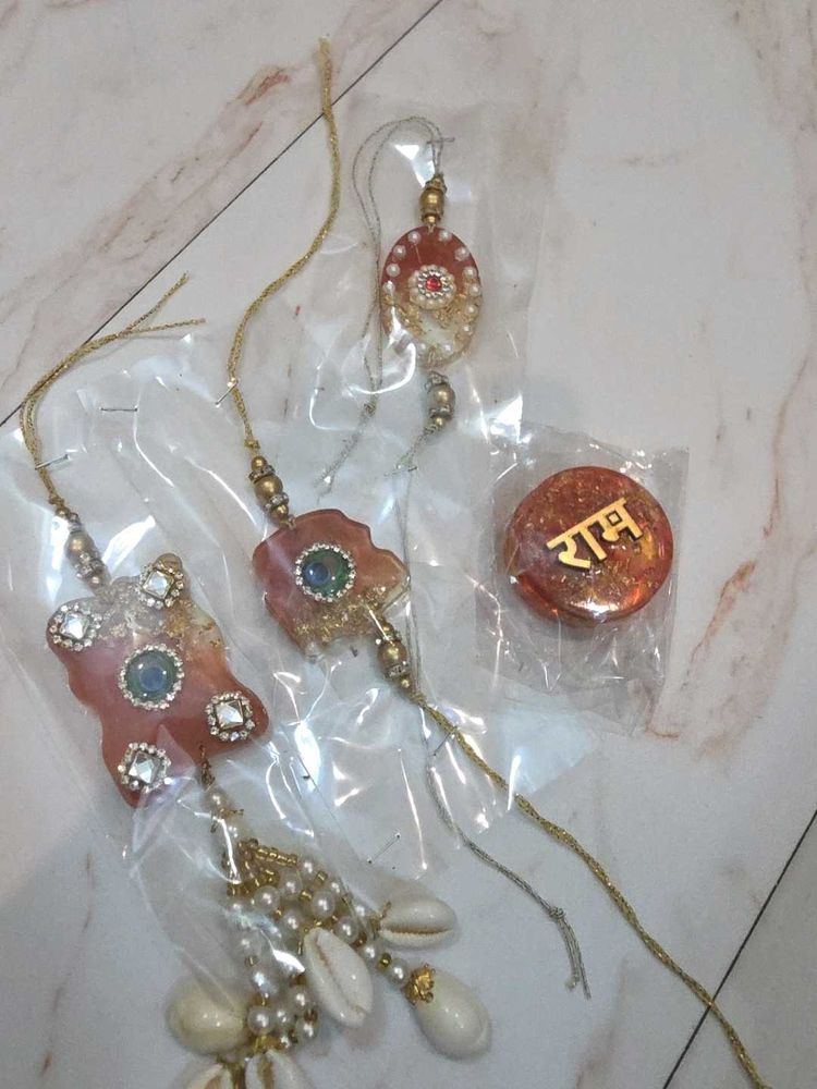 Rakhi Set