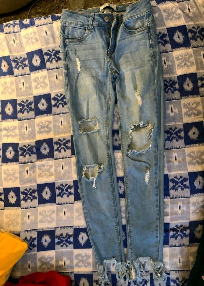 FOREVER21 SKINNY JEANS FOR WOMEN