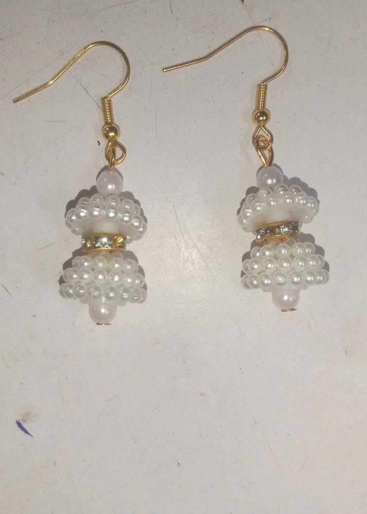White 🤍 &amp; Gold 🪙 Jhumki