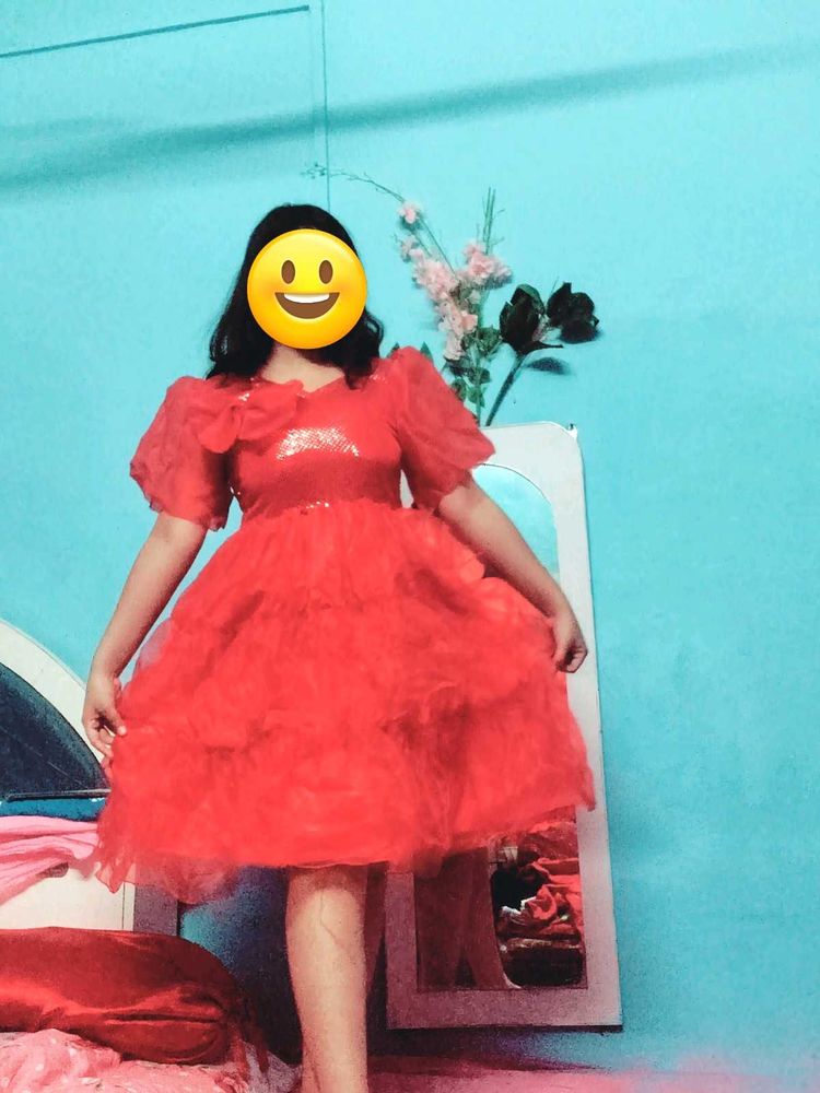 RED TUELLE FAIRYTALE DRESS ✨♥️