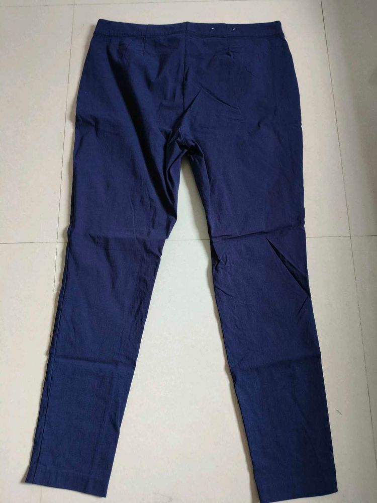 Blue Pent