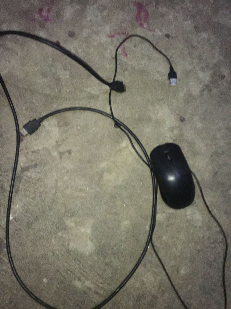 MOUSE AND HDMI CABLE