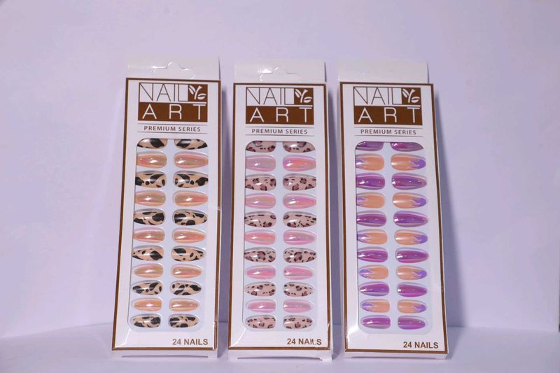 Pack Of 24 Nails In One Set