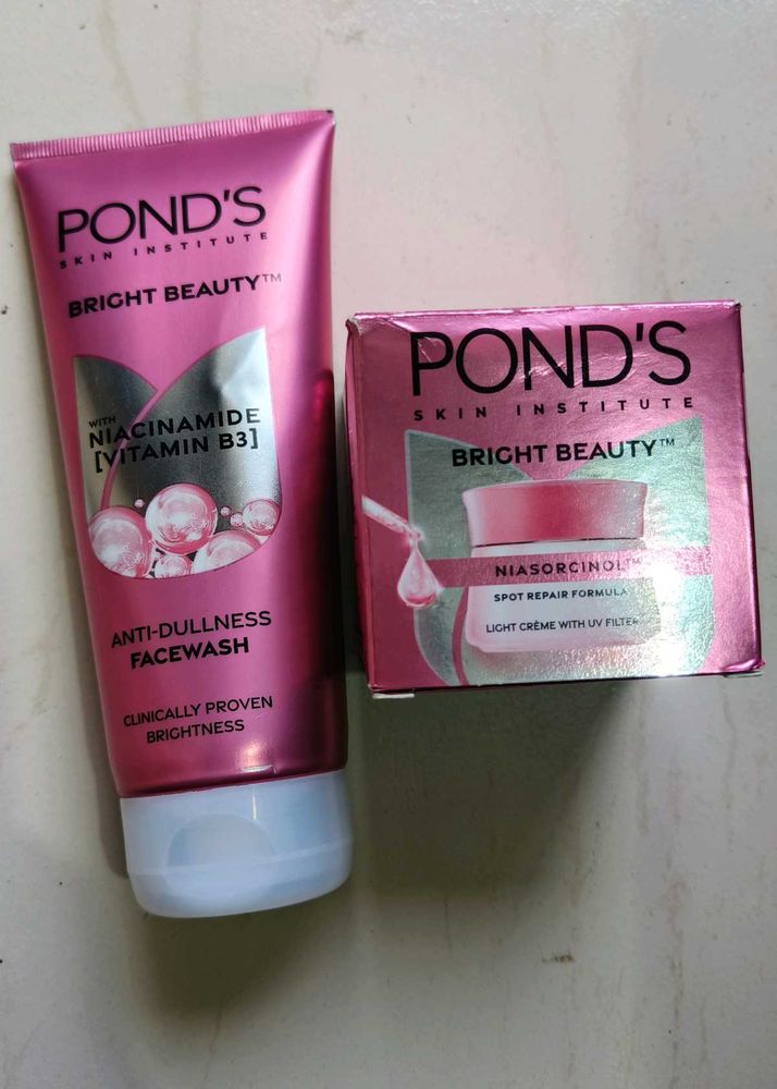 Pond&#39;s Bright Beauty Set