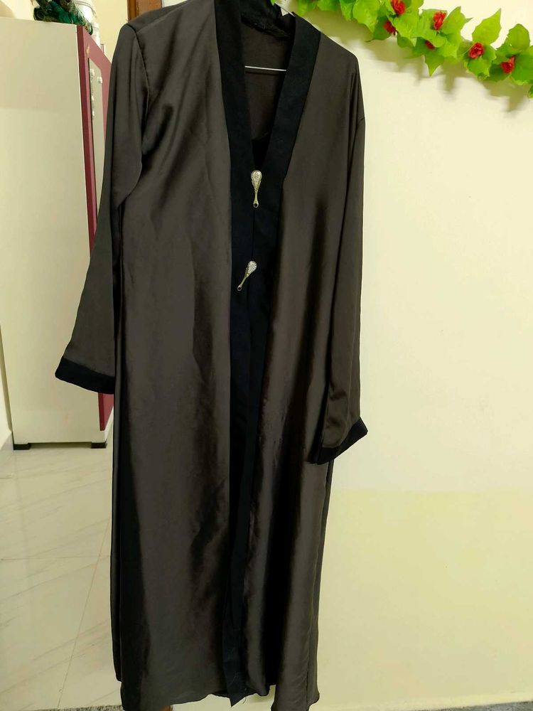 Abhaya Burqa🤎🖤 With Beautiful Combination Colour