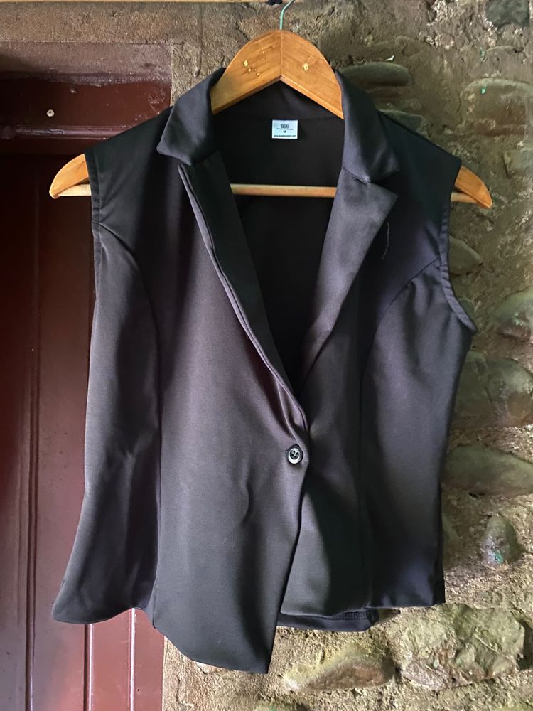 Sleeveless Black Blazer