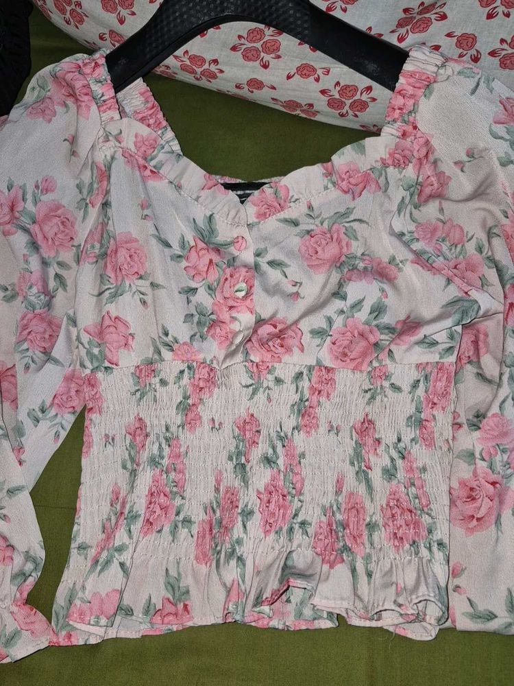 Floral Print Long Sleeve Top