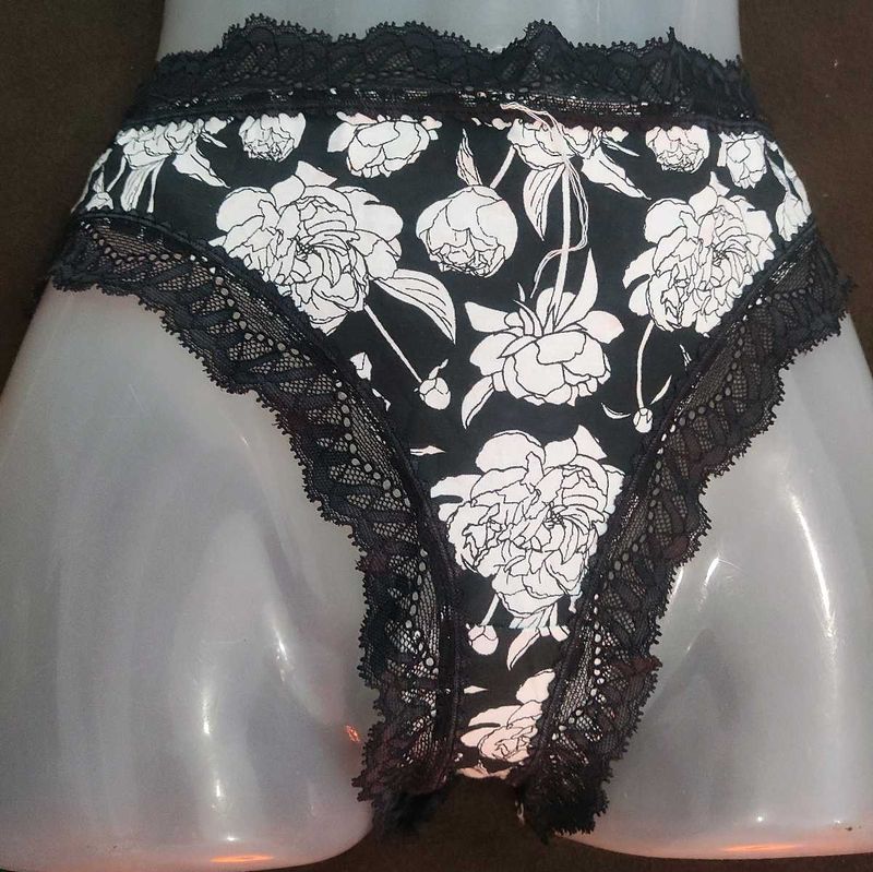 Floral Lace Trim Panties 🖤