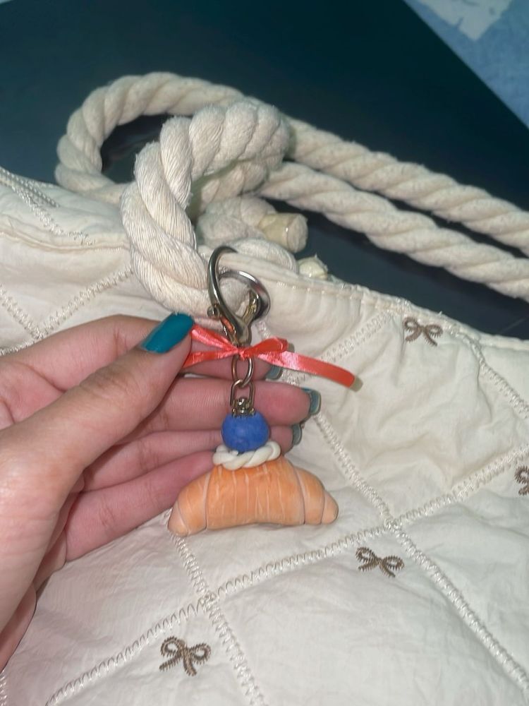 Croissant Keychain(handmade)