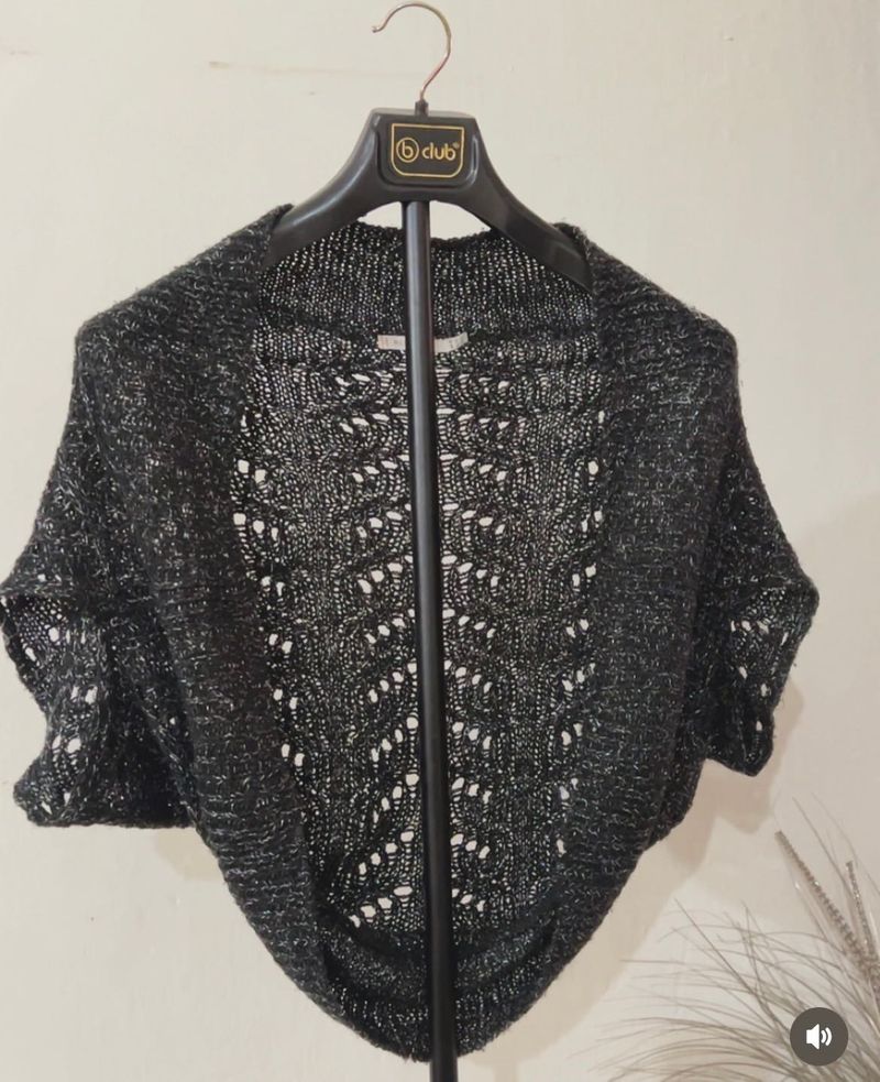 black shrug with a hint of shine ✨