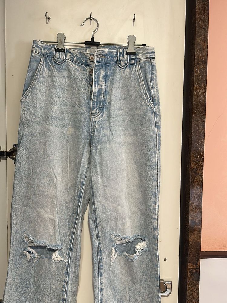 Ripped jeans