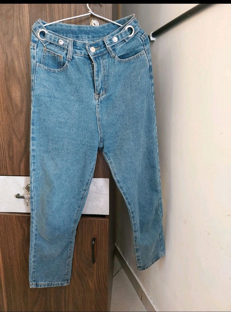 Urbanic Mom Jeans